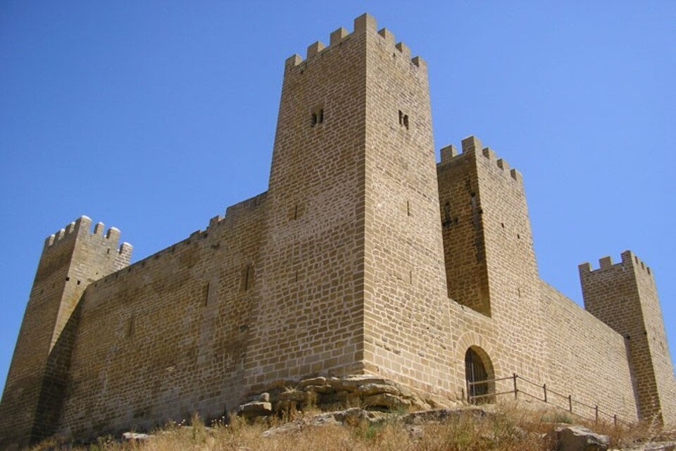 espana aragon castillo sadaba